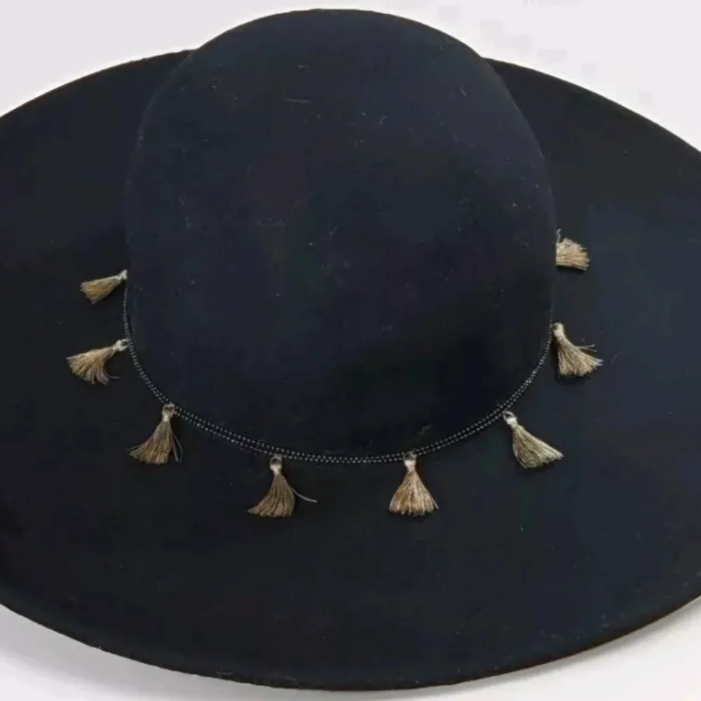 Vince Camuto Floppy Wool Hat Black Tasseled Chain Country Boho Coastal One Size
